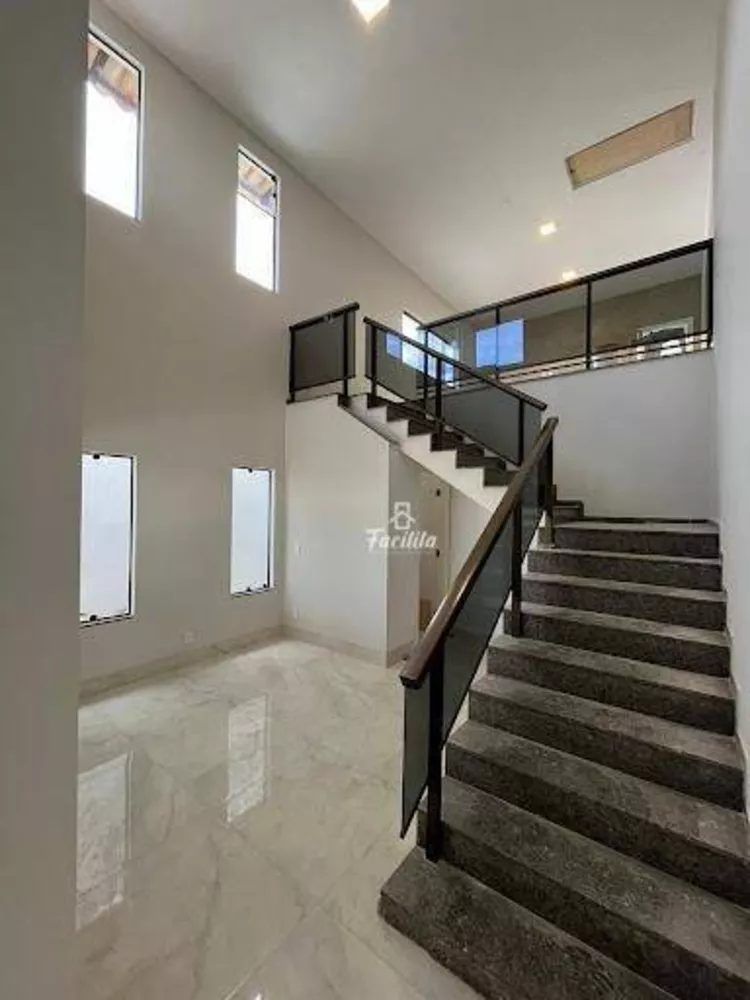 Casa, 6 quartos, 357 m² - Foto 2