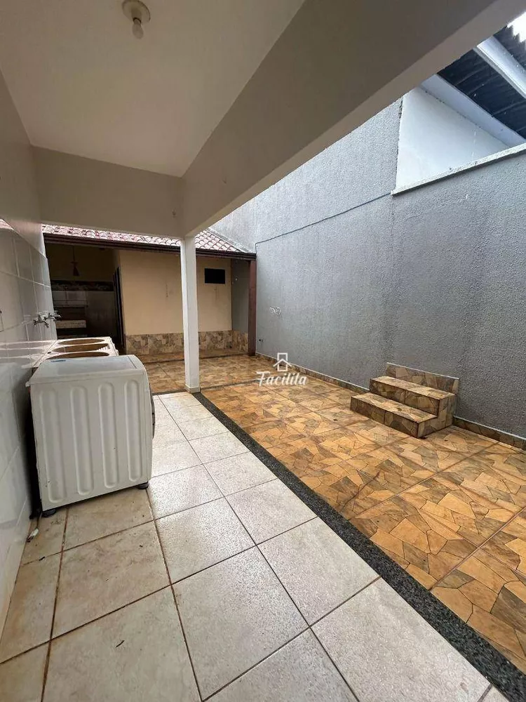 Casa, 3 quartos, 200 m² - Foto 3