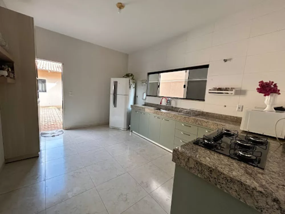 Casa, 4 quartos, 200 m² - Foto 3