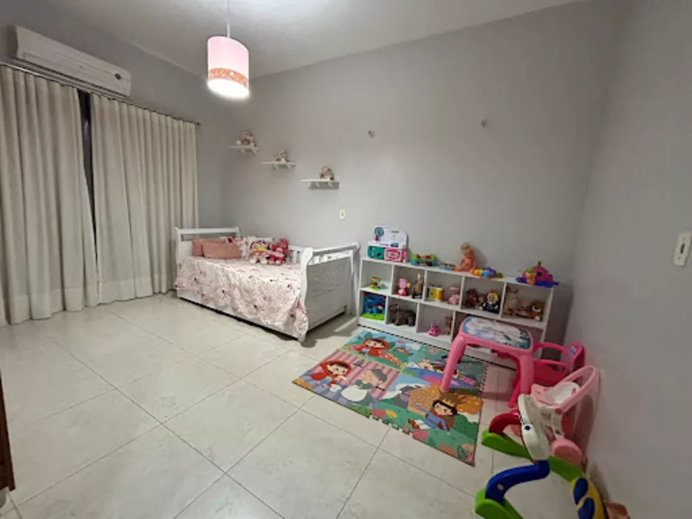 Casa, 4 quartos, 200 m² - Foto 4