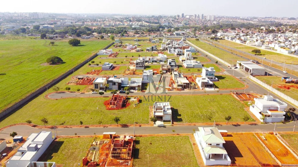 Loteamento e Condomínio, 1427 m² - Foto 1