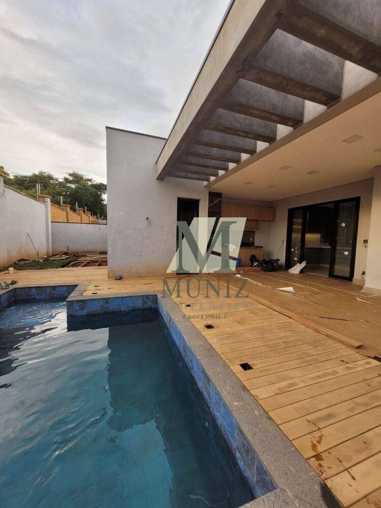 Casa, 3 quartos, 235 m² - Foto 3