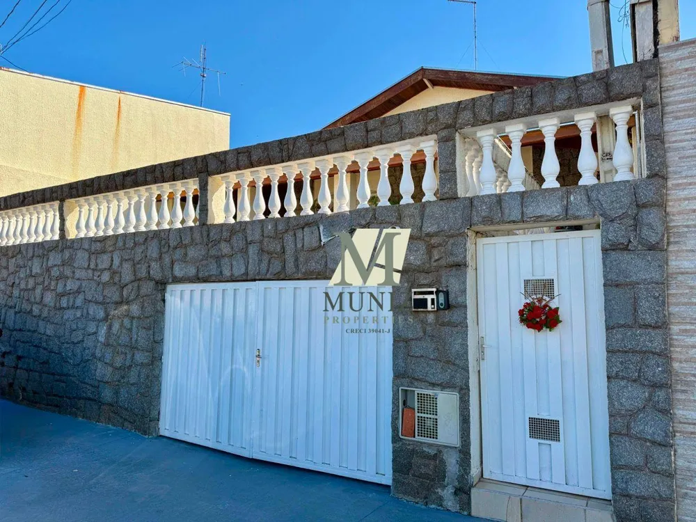 Casa, 4 quartos, 188 m² - Foto 1