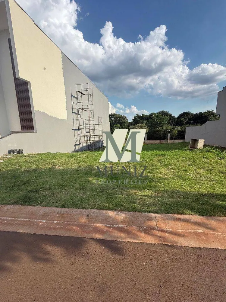 Loteamento e Condomínio, 343 m² - Foto 1