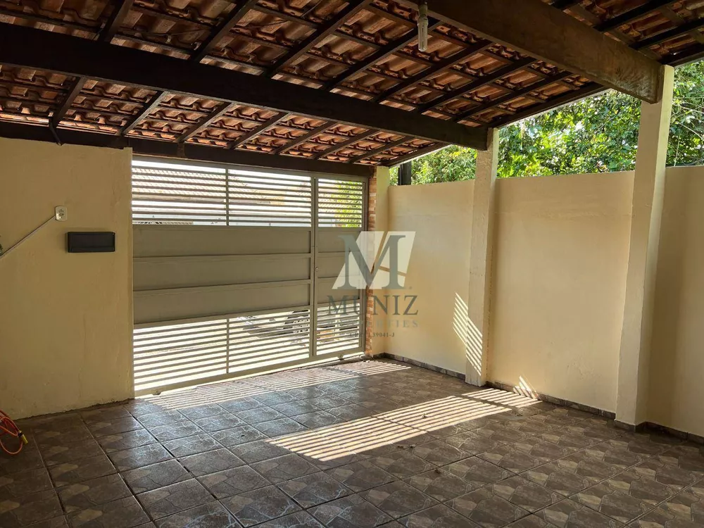 Casa à venda com 4 quartos, 124m² - Foto 3