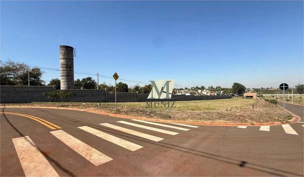 Loteamento e Condomínio, 328 m² - Foto 1