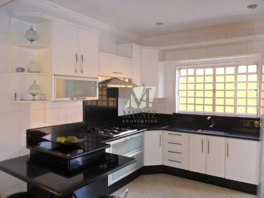 Casa, 3 quartos, 214 m² - Foto 10