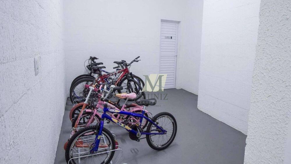 Apartamento à venda com 3 quartos, 80m² - Foto 4