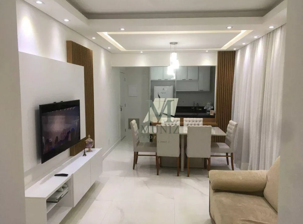 Apartamento à venda com 2 quartos, 73m² - Foto 1