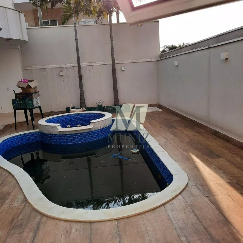 Casa de Condomínio à venda com 3 quartos, 337m² - Foto 4