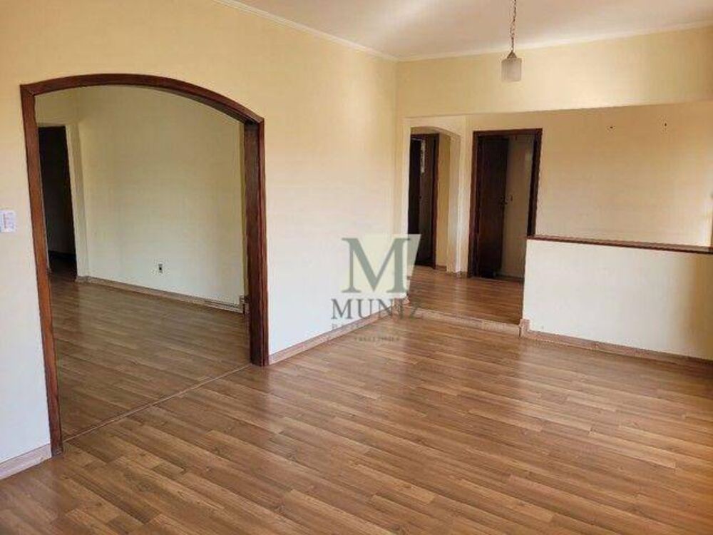 Casa, 4 quartos, 297 m² - Foto 1
