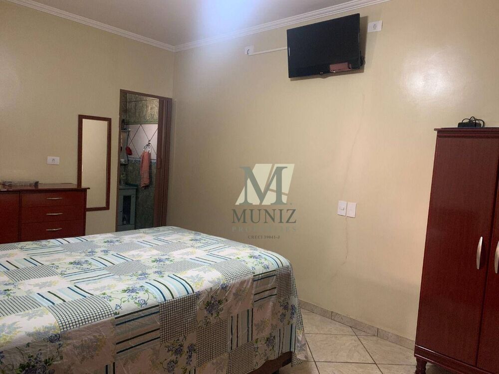 Casa, 3 quartos, 208 m² - Foto 1