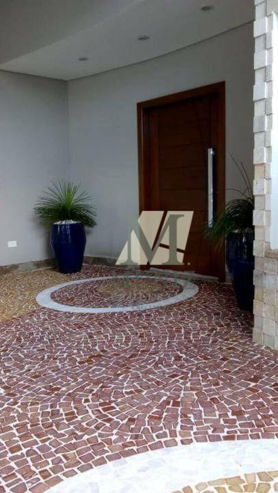 Casa à venda com 3 quartos, 200m² - Foto 2