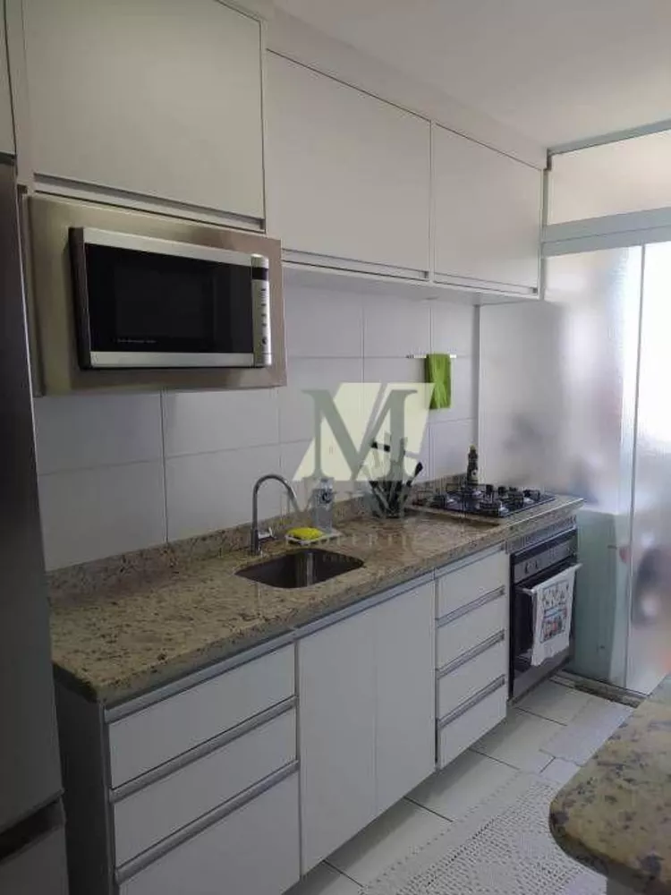 Apartamento à venda com 3 quartos, 73m² - Foto 3