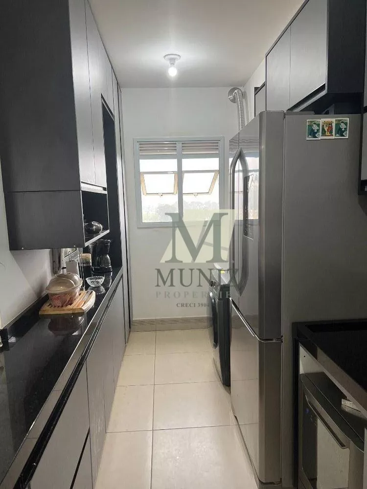 Apartamento à venda com 3 quartos, 98m² - Foto 4