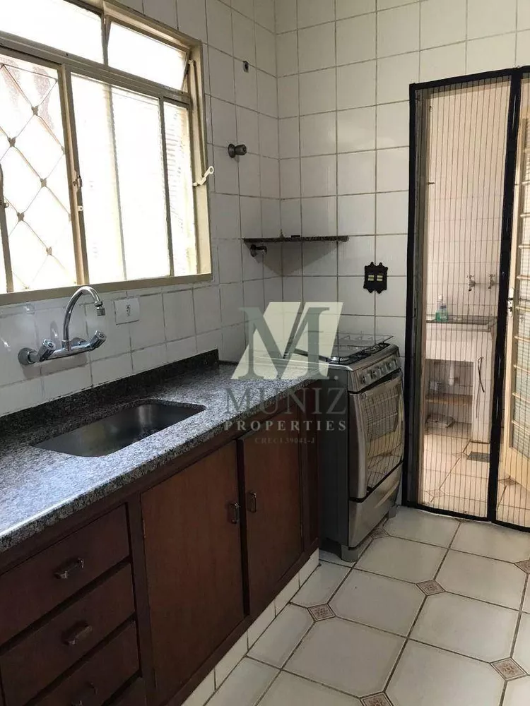 Casa à venda com 3 quartos, 150m² - Foto 4