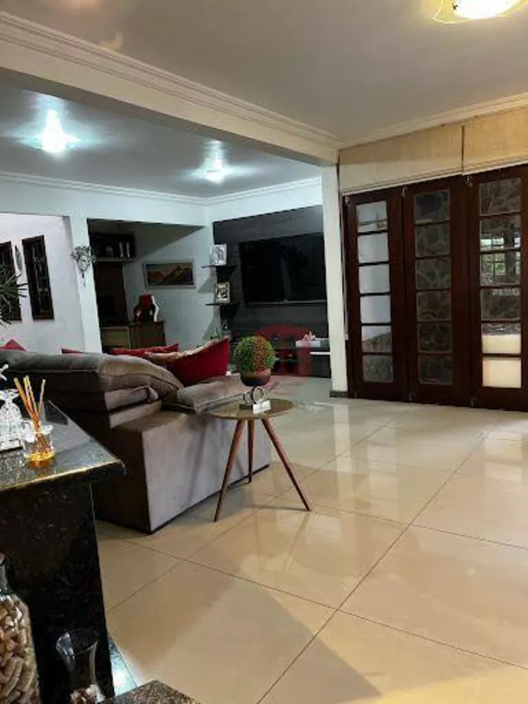 Casa, 4 quartos, 250 m² - Foto 6
