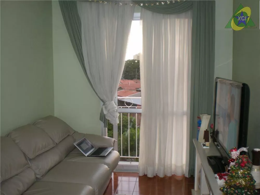 Apartamento à venda com 2 quartos, 70m² - Foto 3