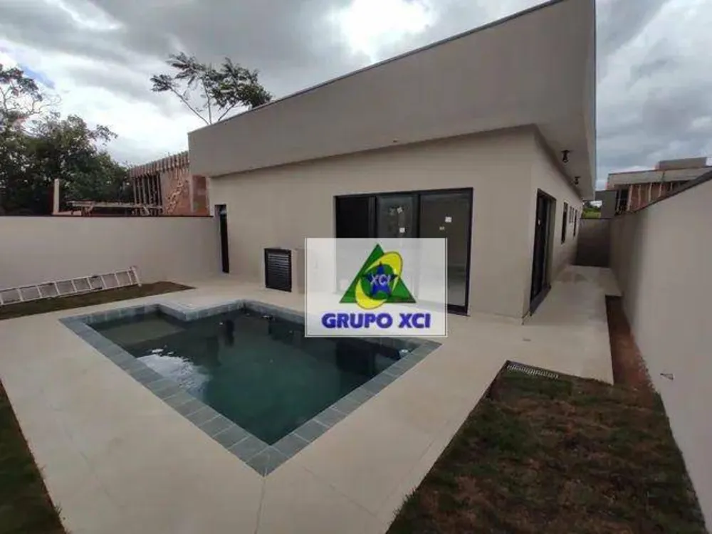 Casa, 3 quartos, 213 m² - Foto 1