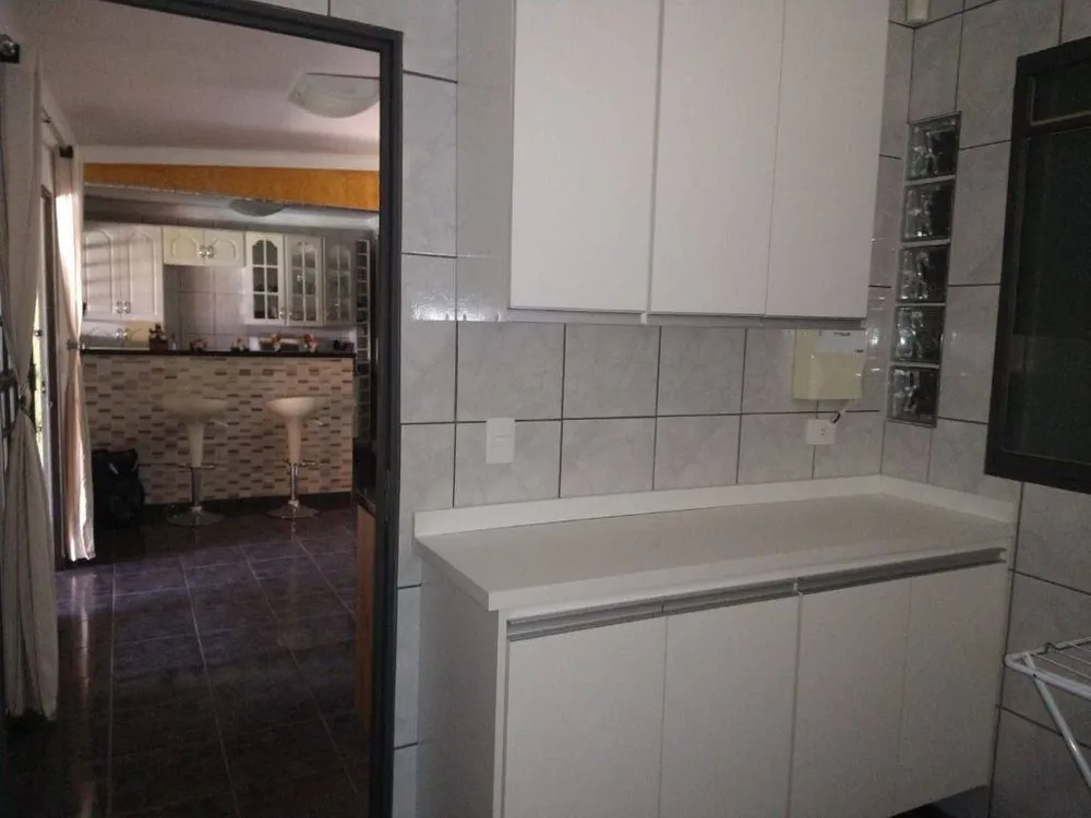 Casa, 2 quartos, 220 m² - Foto 8