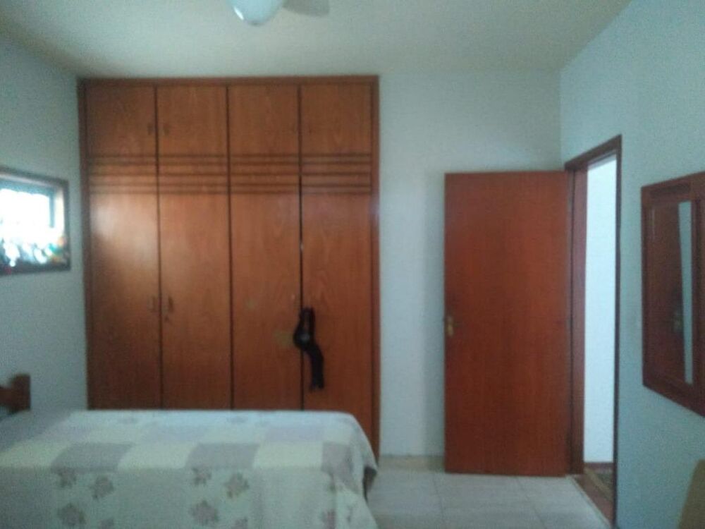 Casa, 4 quartos, 460 m² - Foto 1