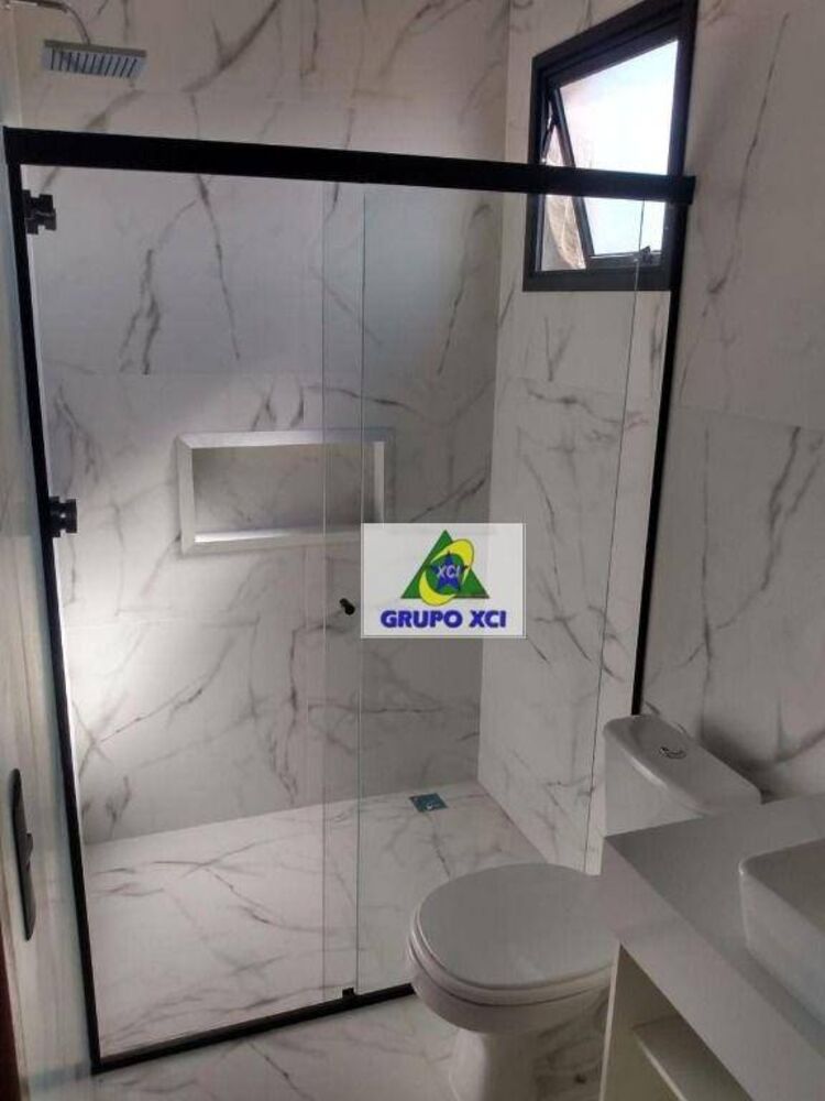 Casa à venda com 3 quartos, 180m² - Foto 2