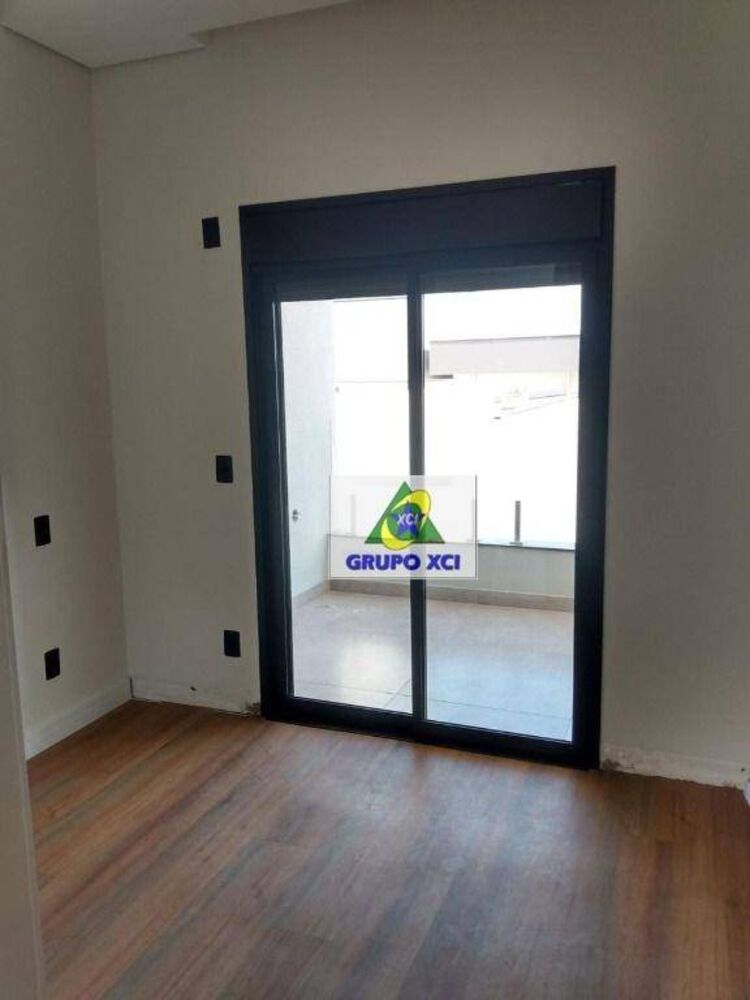 Casa à venda com 3 quartos, 180m² - Foto 4