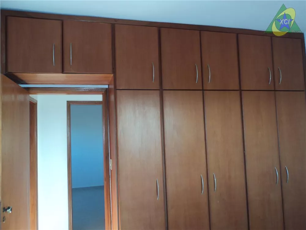 Apartamento à venda com 2 quartos, 70m² - Foto 7