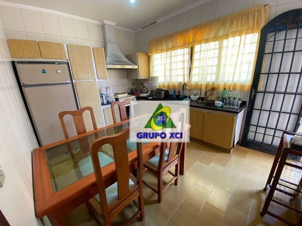 Casa, 4 quartos, 195 m² - Foto 12