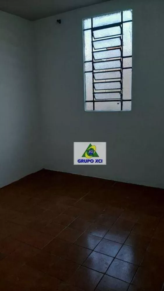 Casa à venda com 3 quartos, 165m² - Foto 1