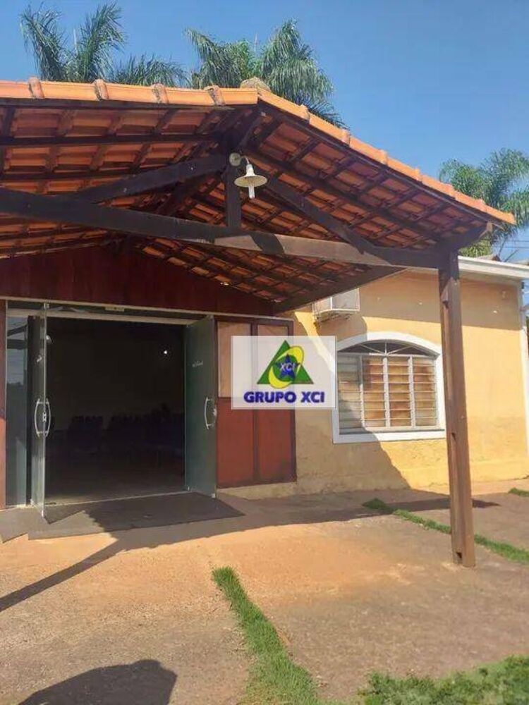 Chácara, 4 quartos, 1600 m² - Foto 1