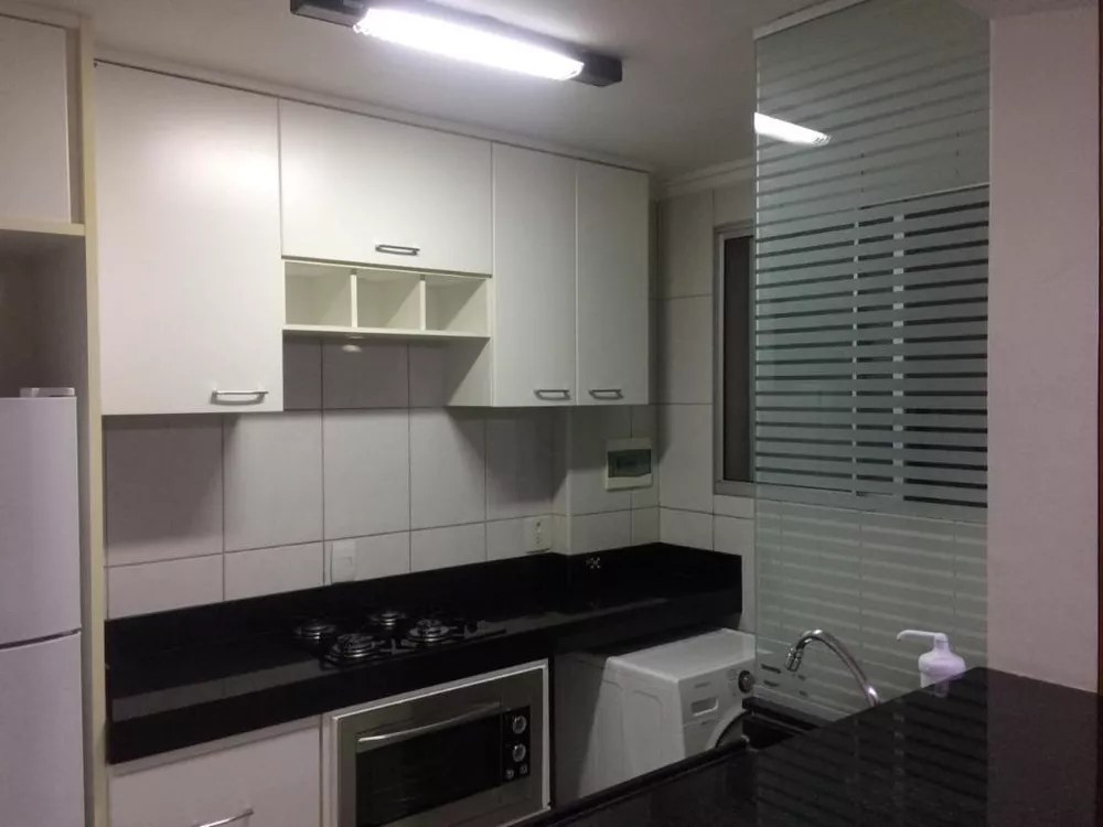 Apartamento à venda com 2 quartos, 50m² - Foto 3