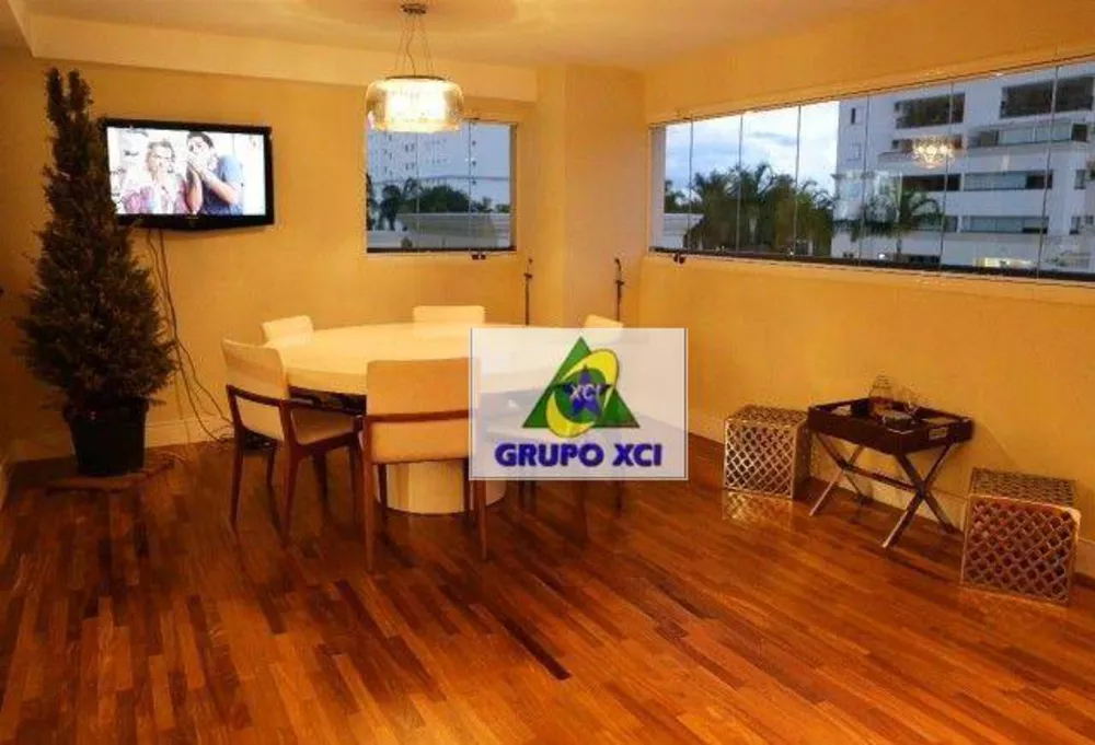 Apartamento para alugar com 3 quartos, 125m² - Foto 2