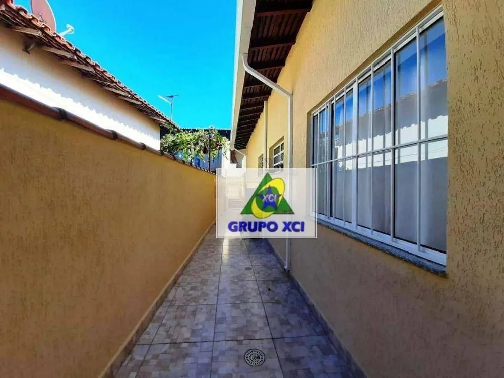 Casa, 3 quartos, 232 m² - Foto 4