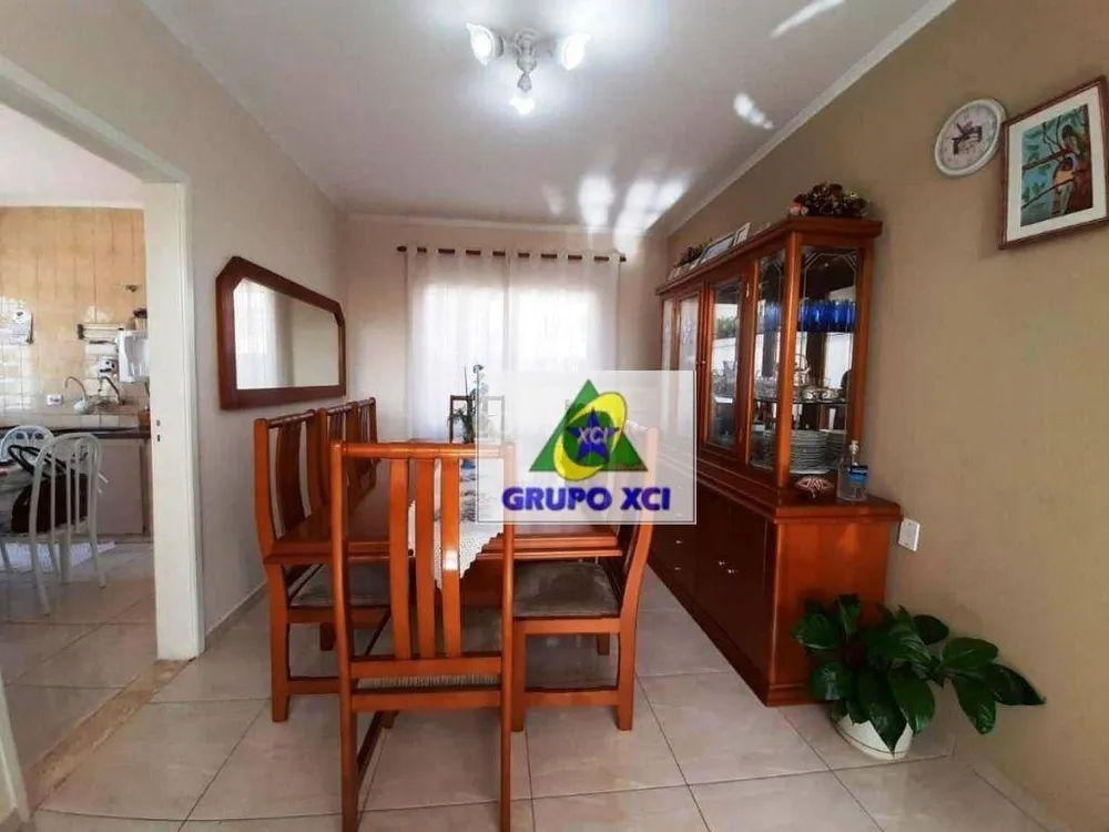 Casa, 3 quartos, 232 m² - Foto 7