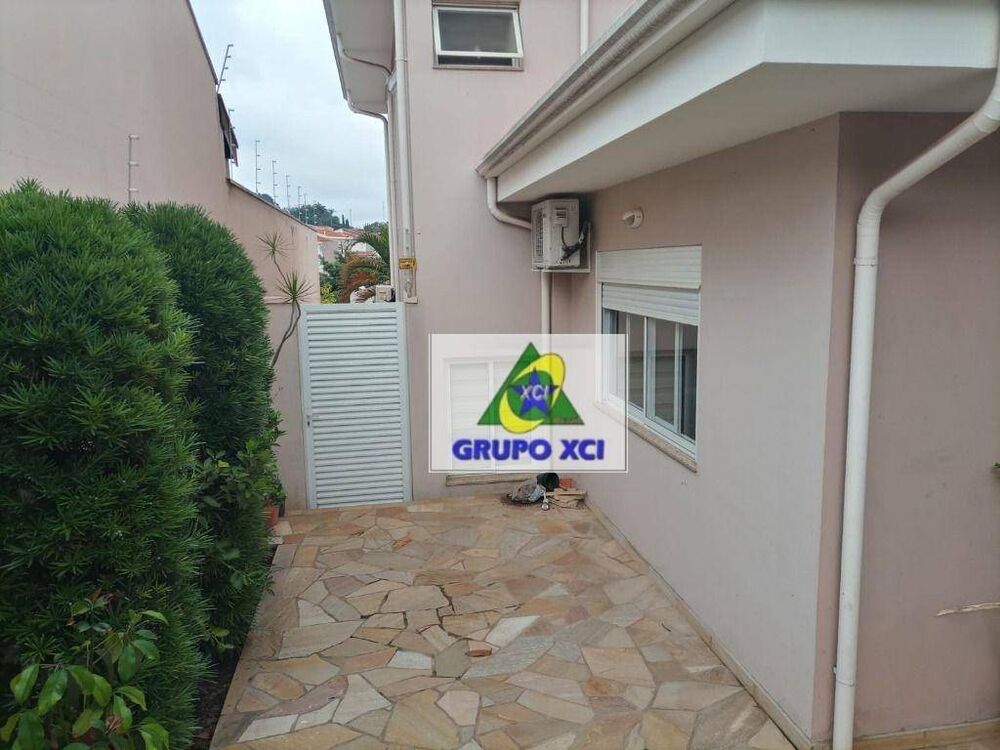 Casa, 4 quartos, 260 m² - Foto 2