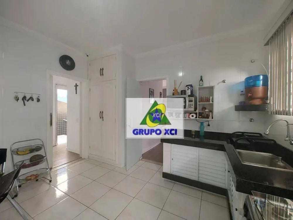 Casa, 3 quartos, 256 m² - Foto 5