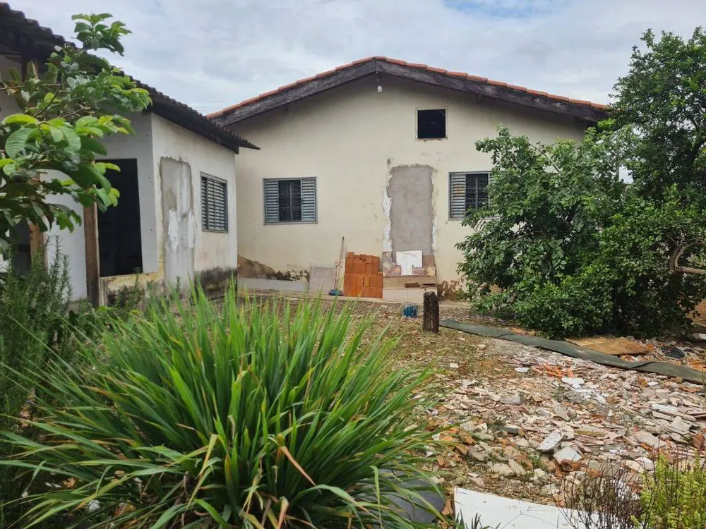 Casa, 4 quartos, 182 m² - Foto 2