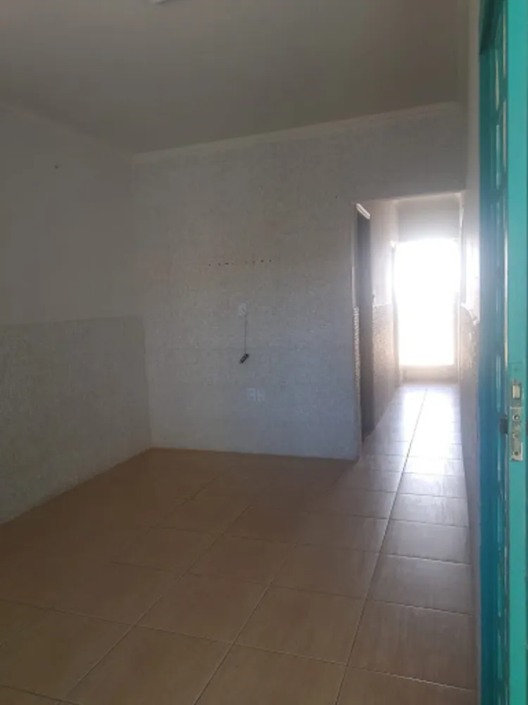 Casa, 2 quartos, 175 m² - Foto 1
