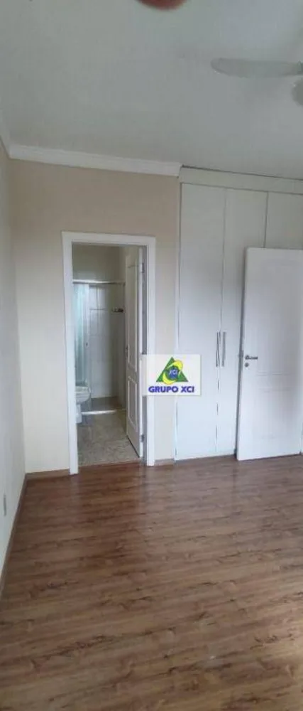 Apartamento, 3 quartos, 136 m² - Foto 3