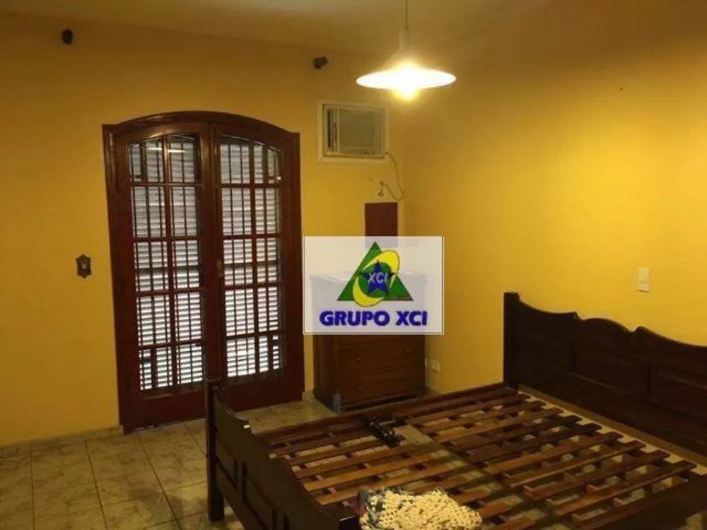 Sobrado à venda com 3 quartos, 160m² - Foto 4