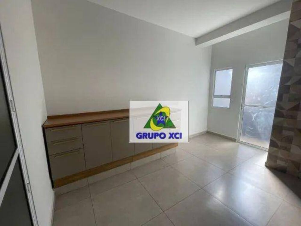 Casa para alugar com 3 quartos, 200m² - Foto 10