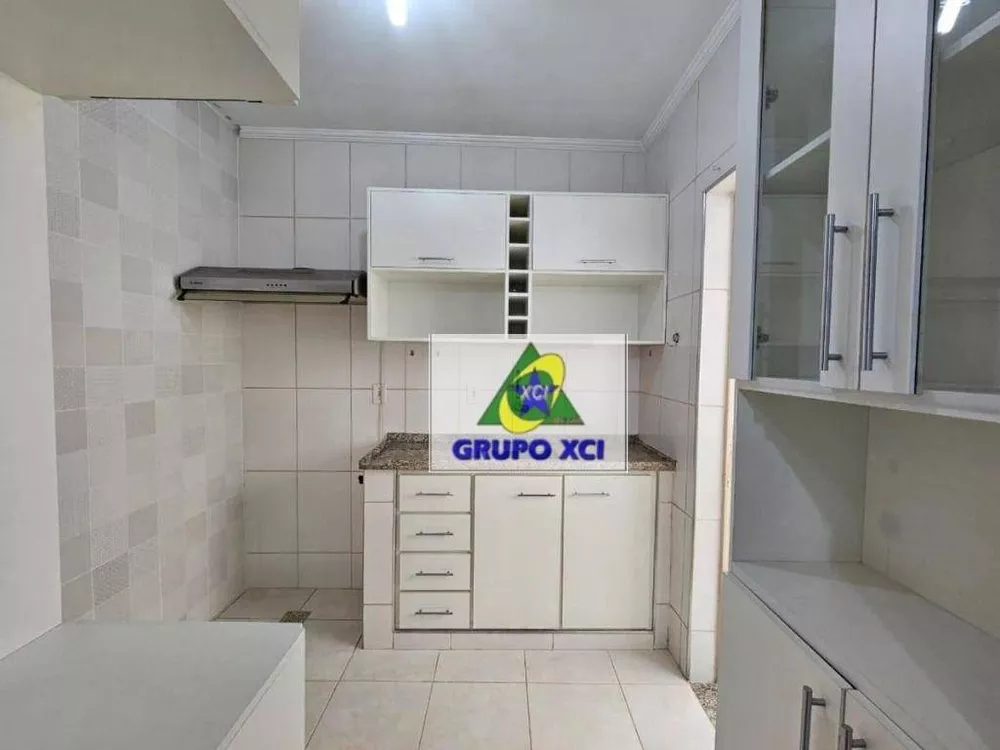 Apartamento à venda com 1 quarto, 40m² - Foto 4