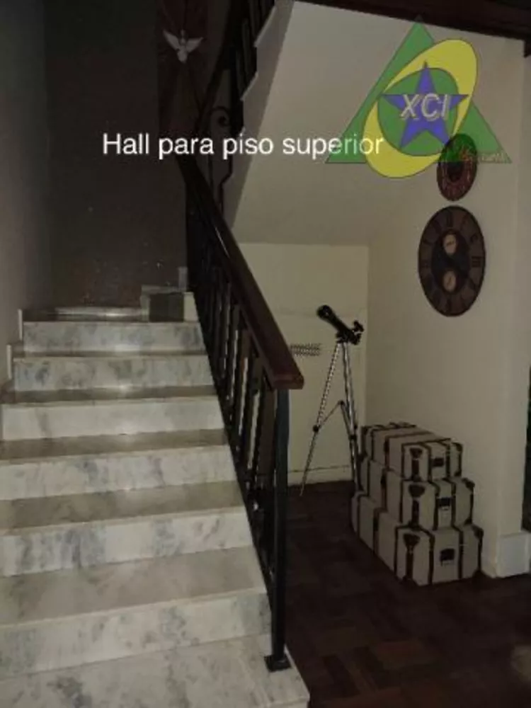 Casa à venda com 4 quartos, 236m² - Foto 4