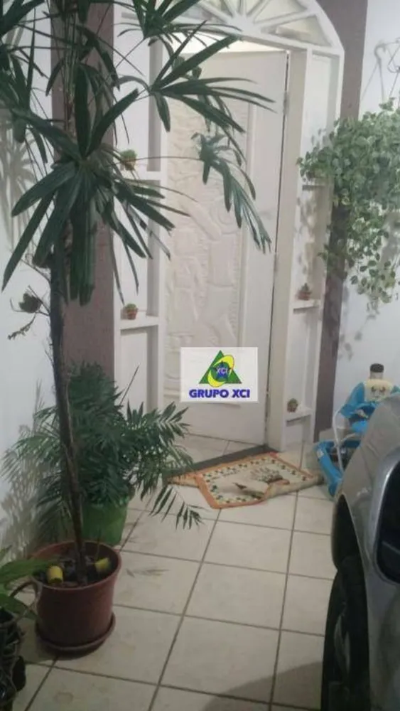 Casa, 3 quartos, 230 m² - Foto 1