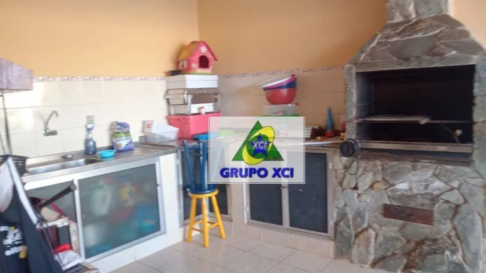 Casa, 3 quartos, 230 m² - Foto 2