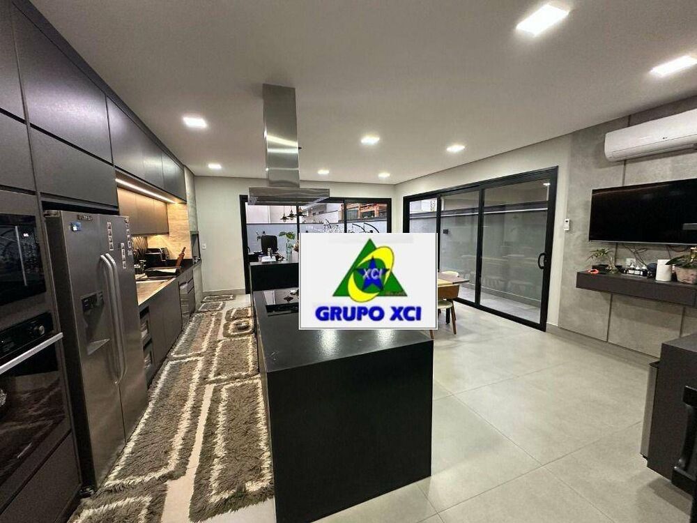 Casa de Condomínio à venda com 4 quartos, 266m² - Foto 3