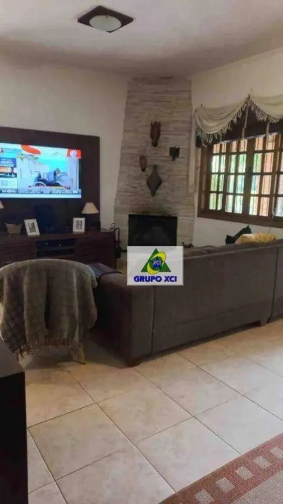 Chácara, 6 quartos, 3000 m² - Foto 5