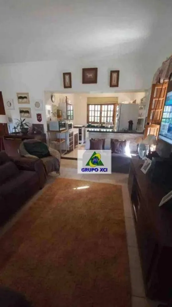 Chácara, 6 quartos, 3000 m² - Foto 6