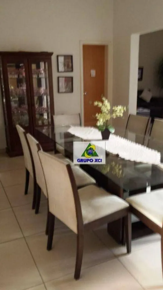 Casa, 4 quartos, 327 m² - Foto 8